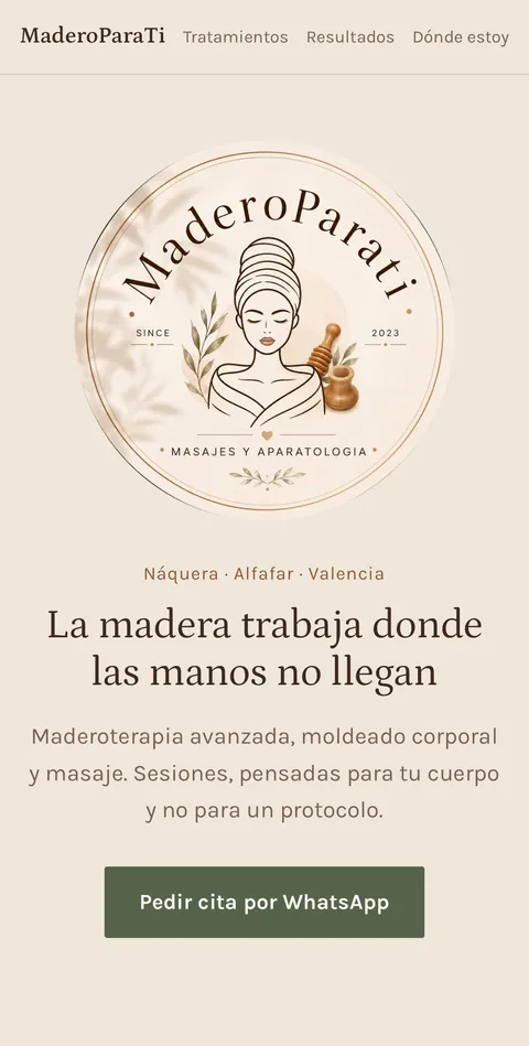Portada de maderoparati.com en el móvil, con el logo, el lema y el botón de pedir cita por WhatsApp